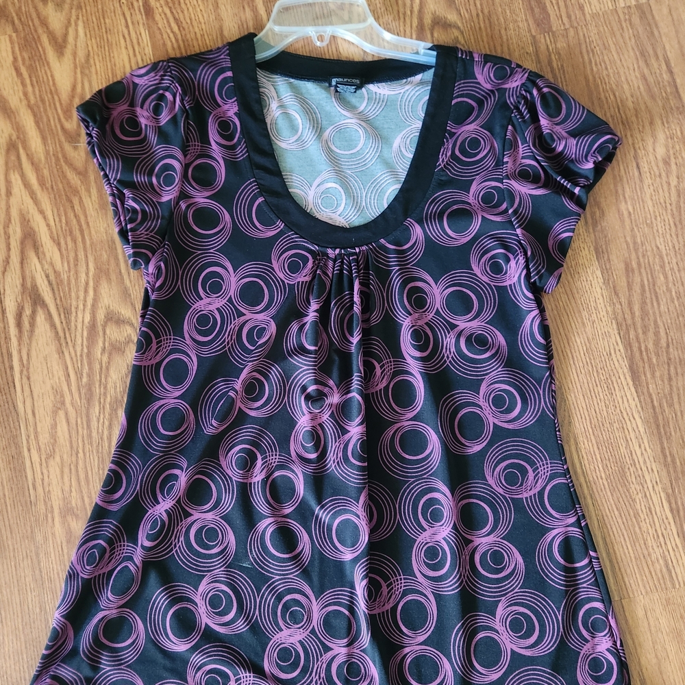 Maurices Black and Pink Circle Pattern Top